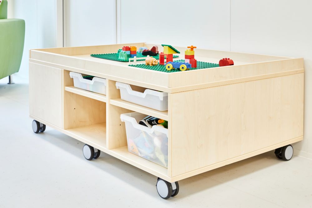 GeleParkspeelmateriaalkast