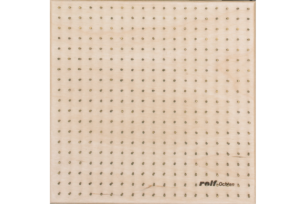 Rolf More - Kralenplank vierkant hout