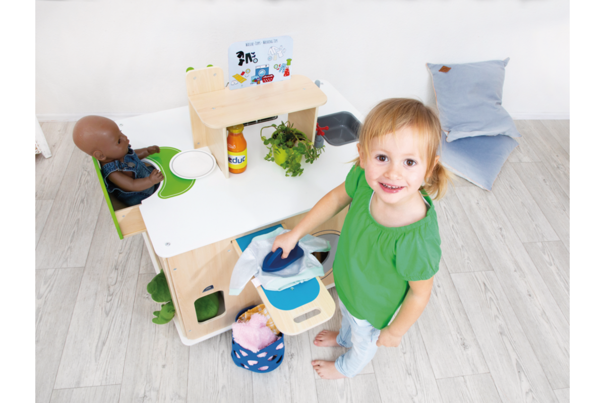 Housekeeping Center 4 in 1