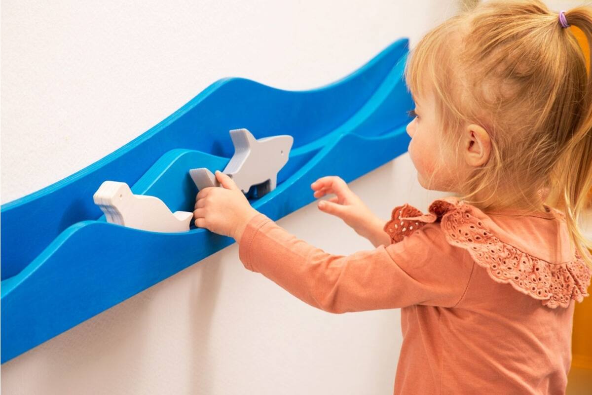 Speellijst water voor aan de muur voor speeldieren, blauw