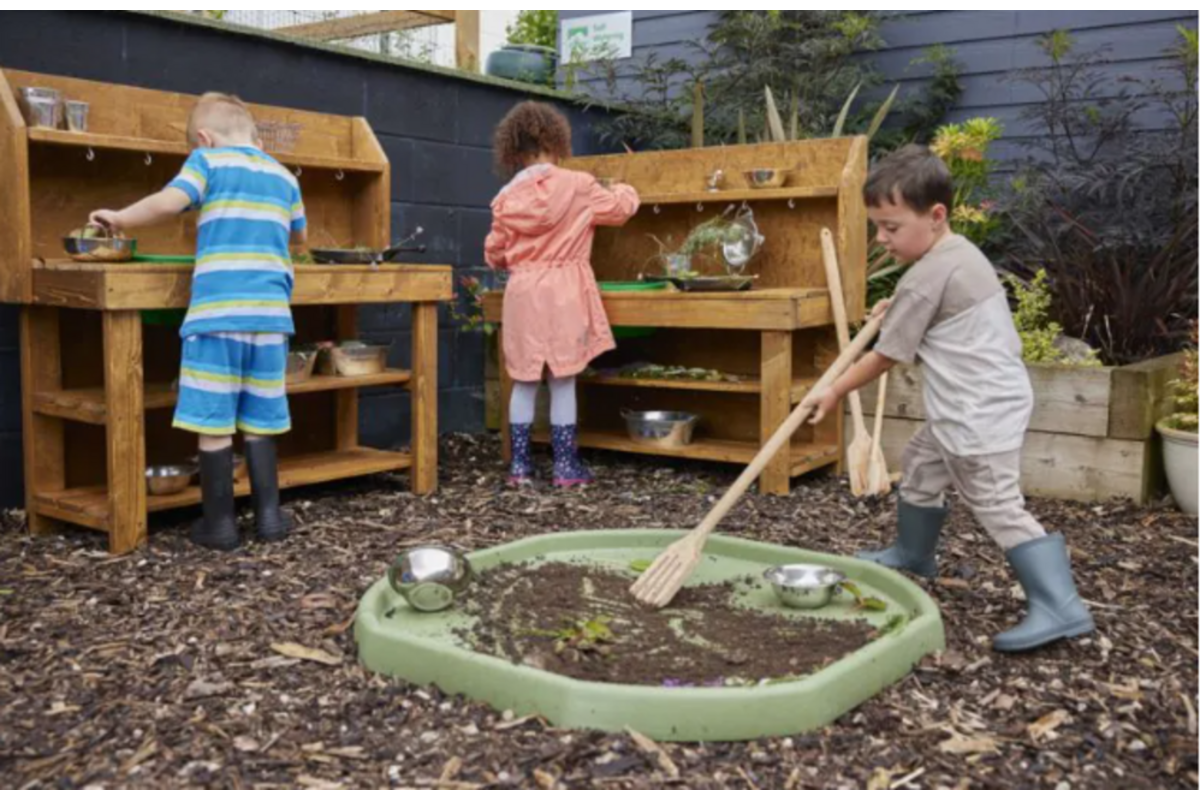 Tuff tray | aardgroen