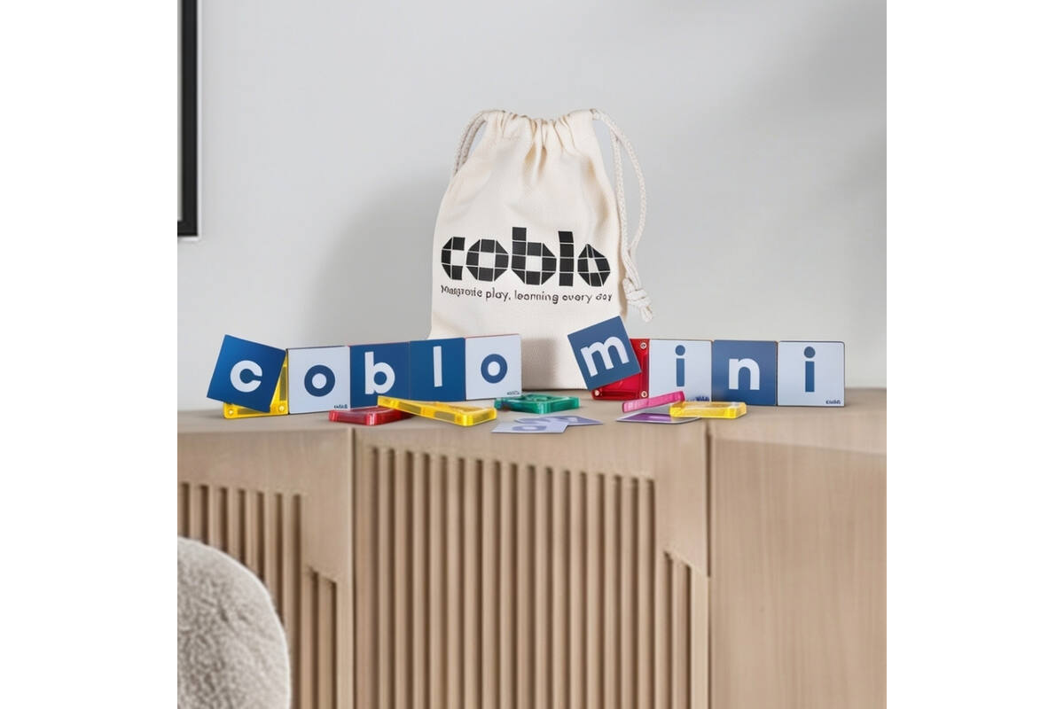 Coblo Mini's + Letter toppers