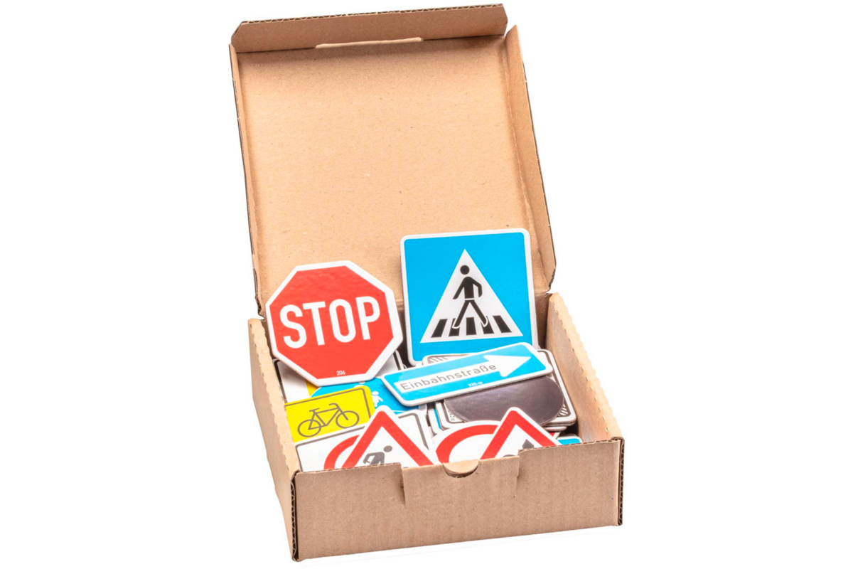 Set magnetische verkeersborden (64 stuks)