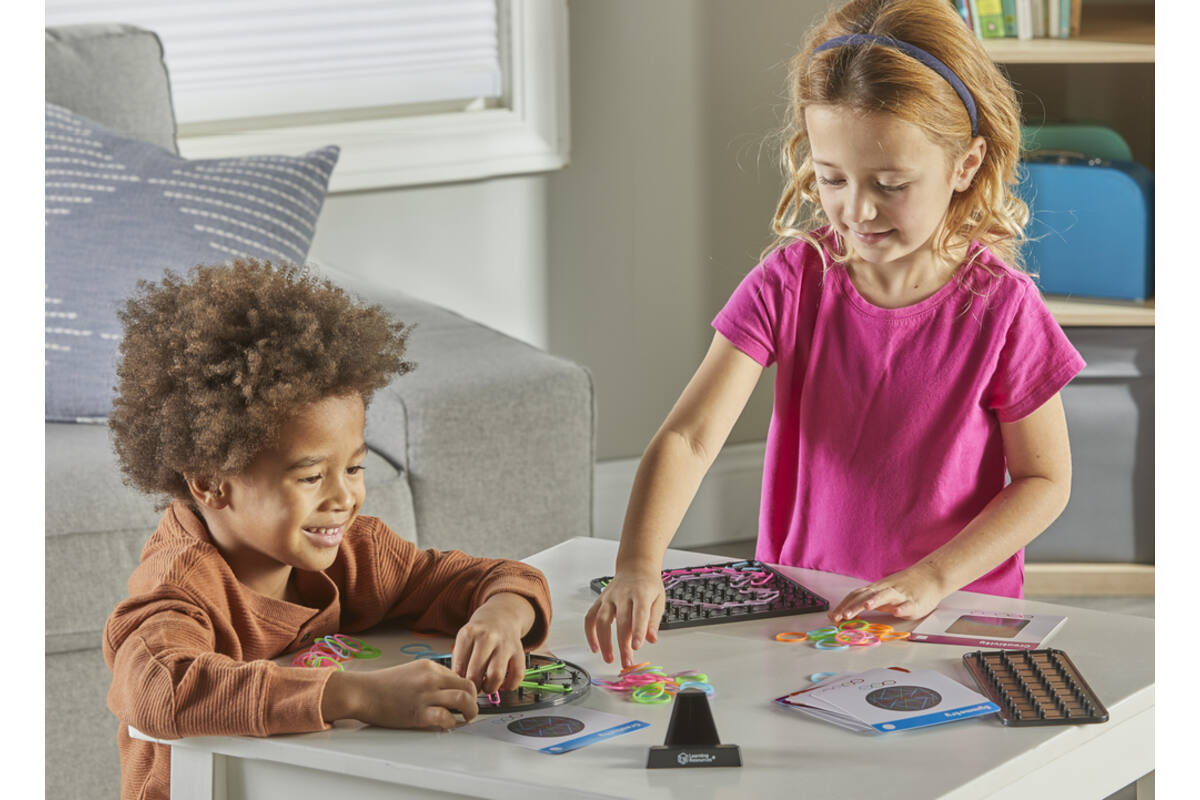 STEM Onderzoekers Geo-Glow Kunst