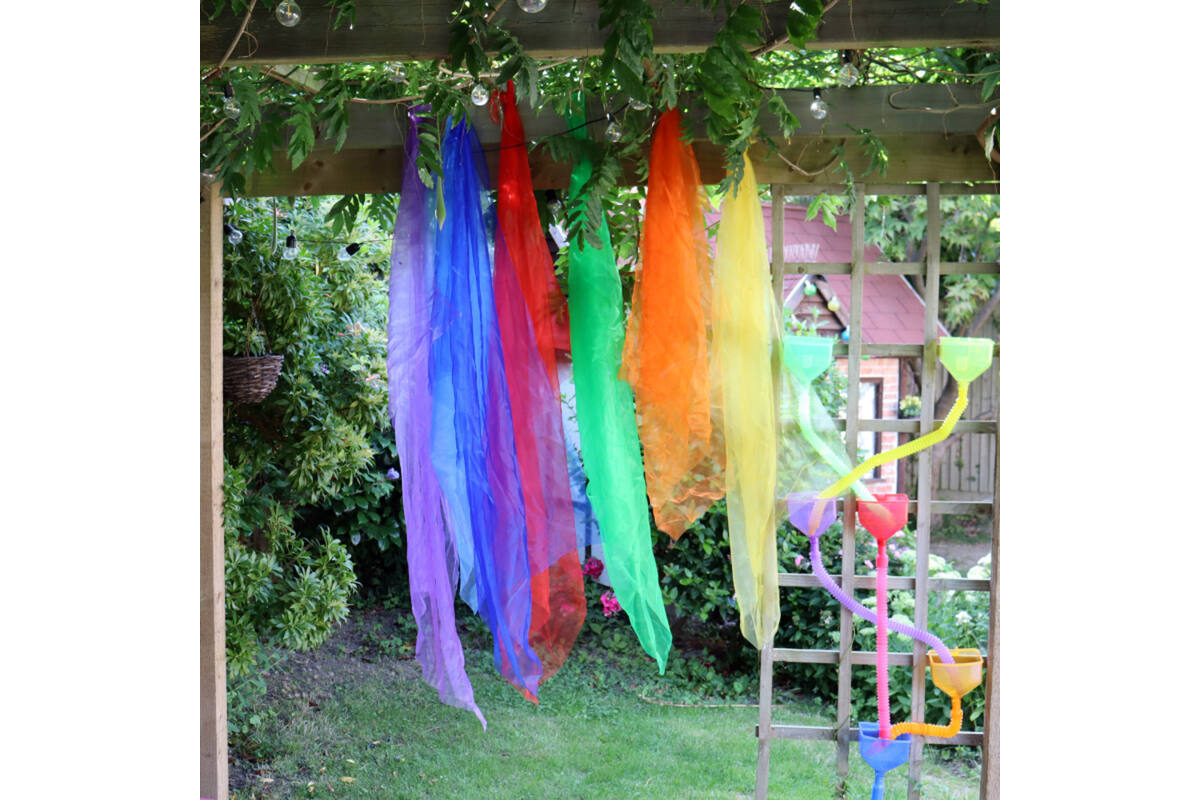 Regenboog organza stof