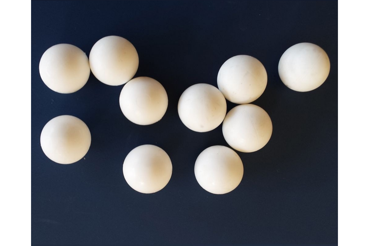 Tafelvoetballen FAS wit p/10 stuks