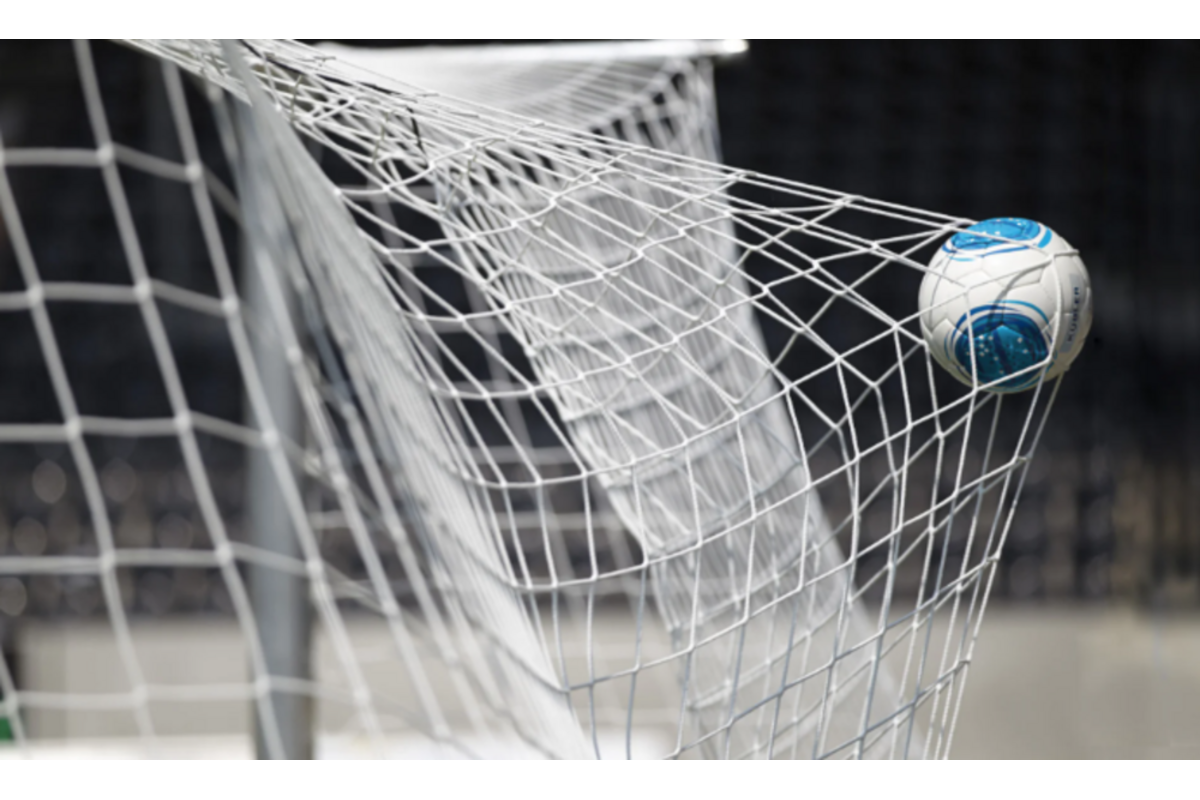 Voetbal | Kübler Sport ® Futsal RIO OFFICIAL, maat 4, 420 g