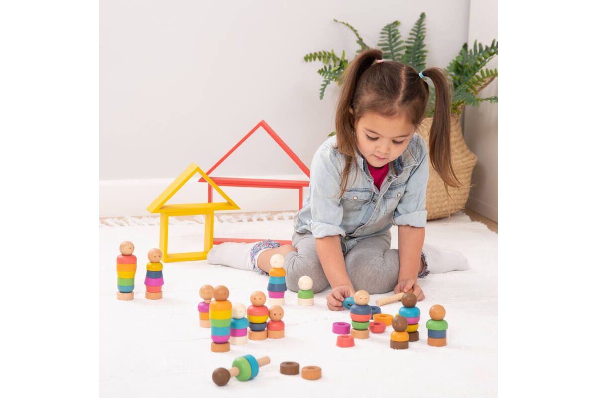 Speelfiguren, regenboog, van hout