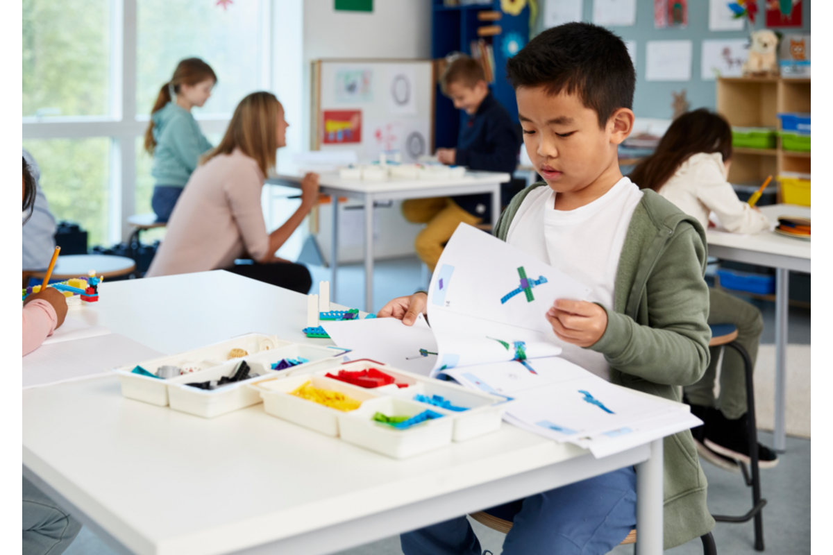 LEGO® Education 45401 BricQ Motion Essential Set