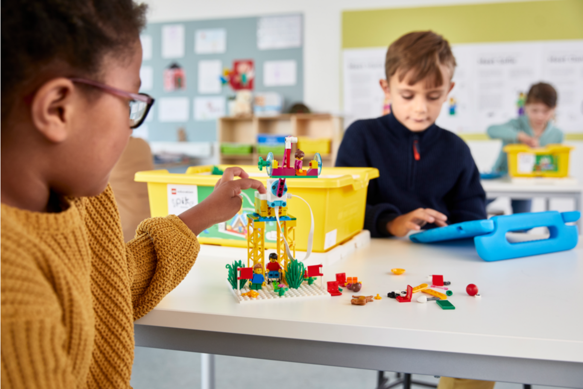 LEGO® Education 45345 SPIKE™ Essential Set
