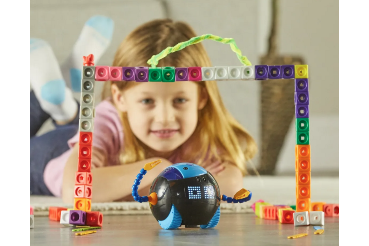 Cooper™ the STEM Robot