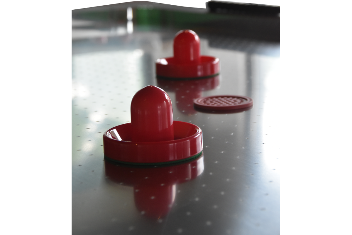 Airhockeytafel Plymouth 7ft + RVS speelveld en 73mm pucks (speelklaar)