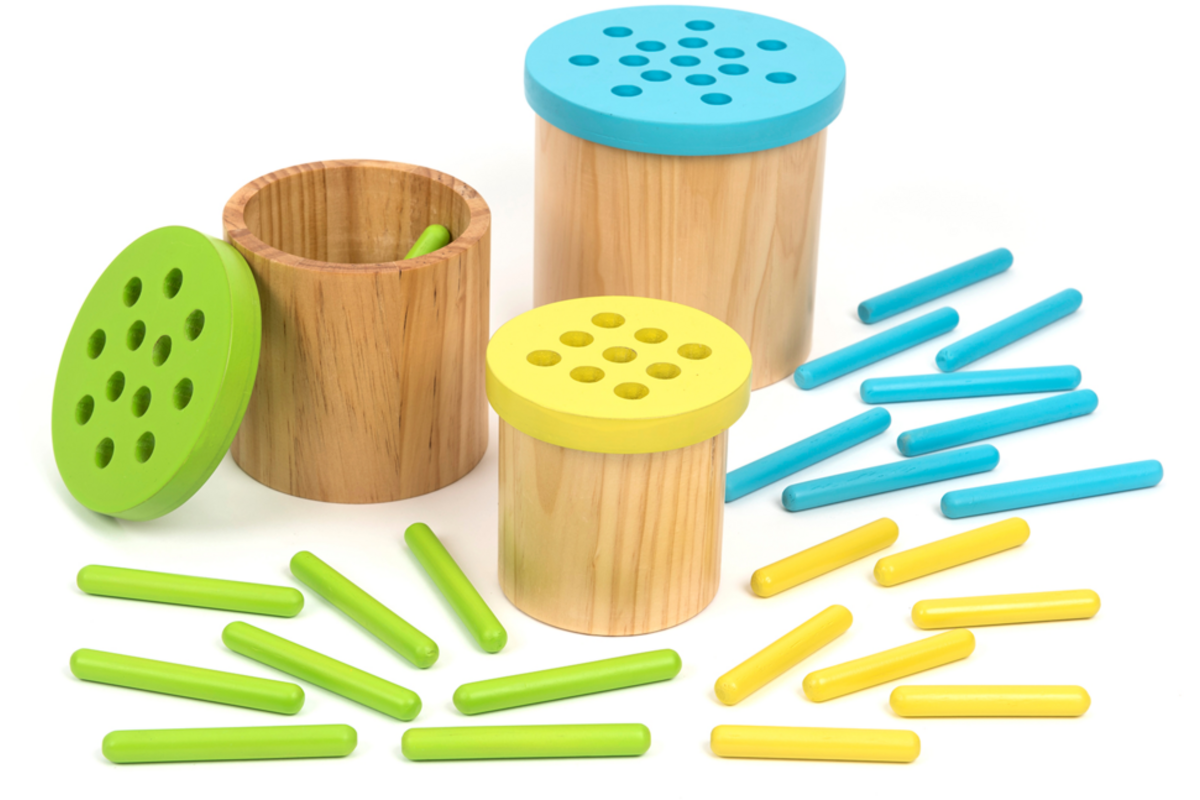 Kleur en sorteelspel met 3 houten bakken, staafjes
