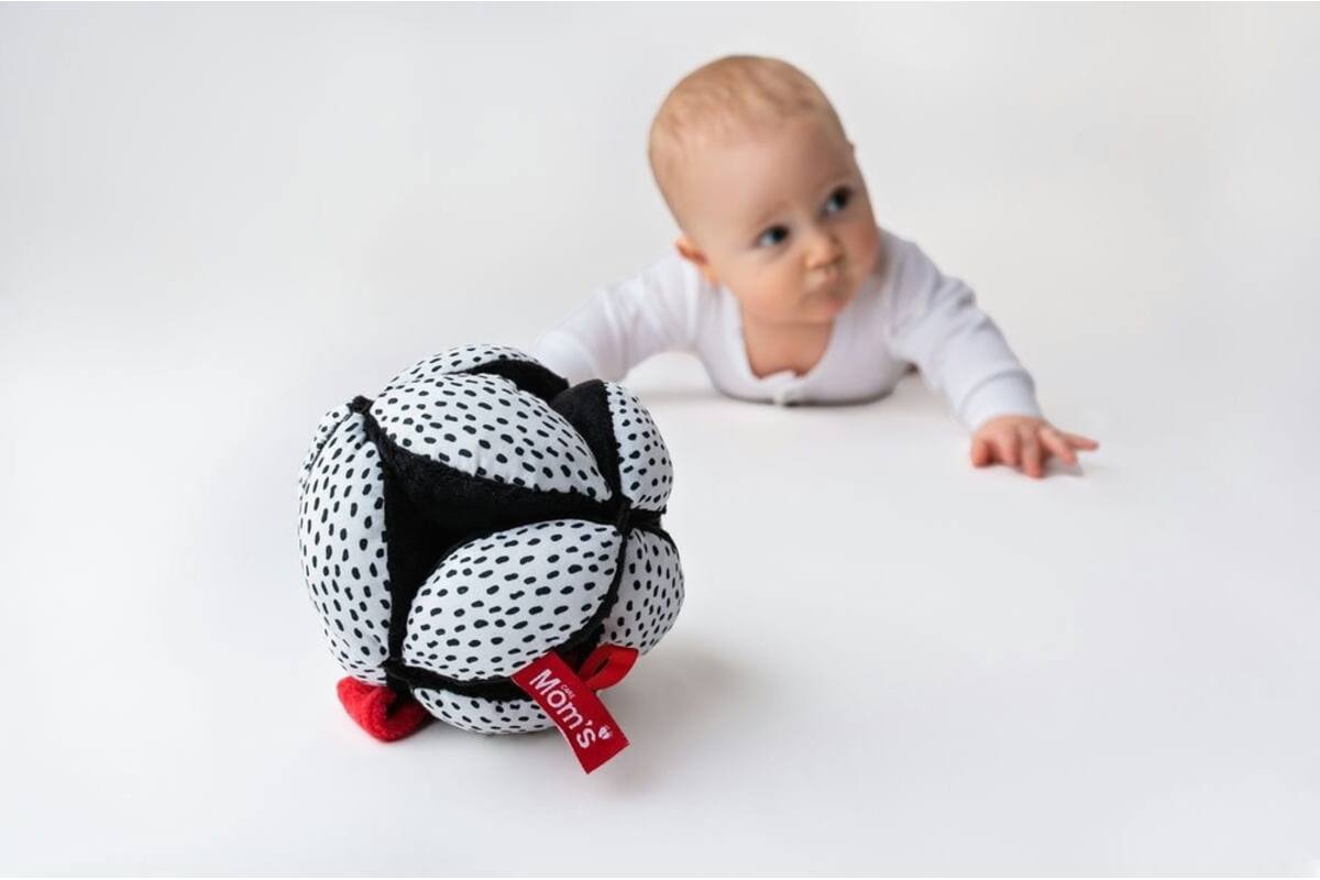 Soft baby toys - Montessori Ball with mirror White
