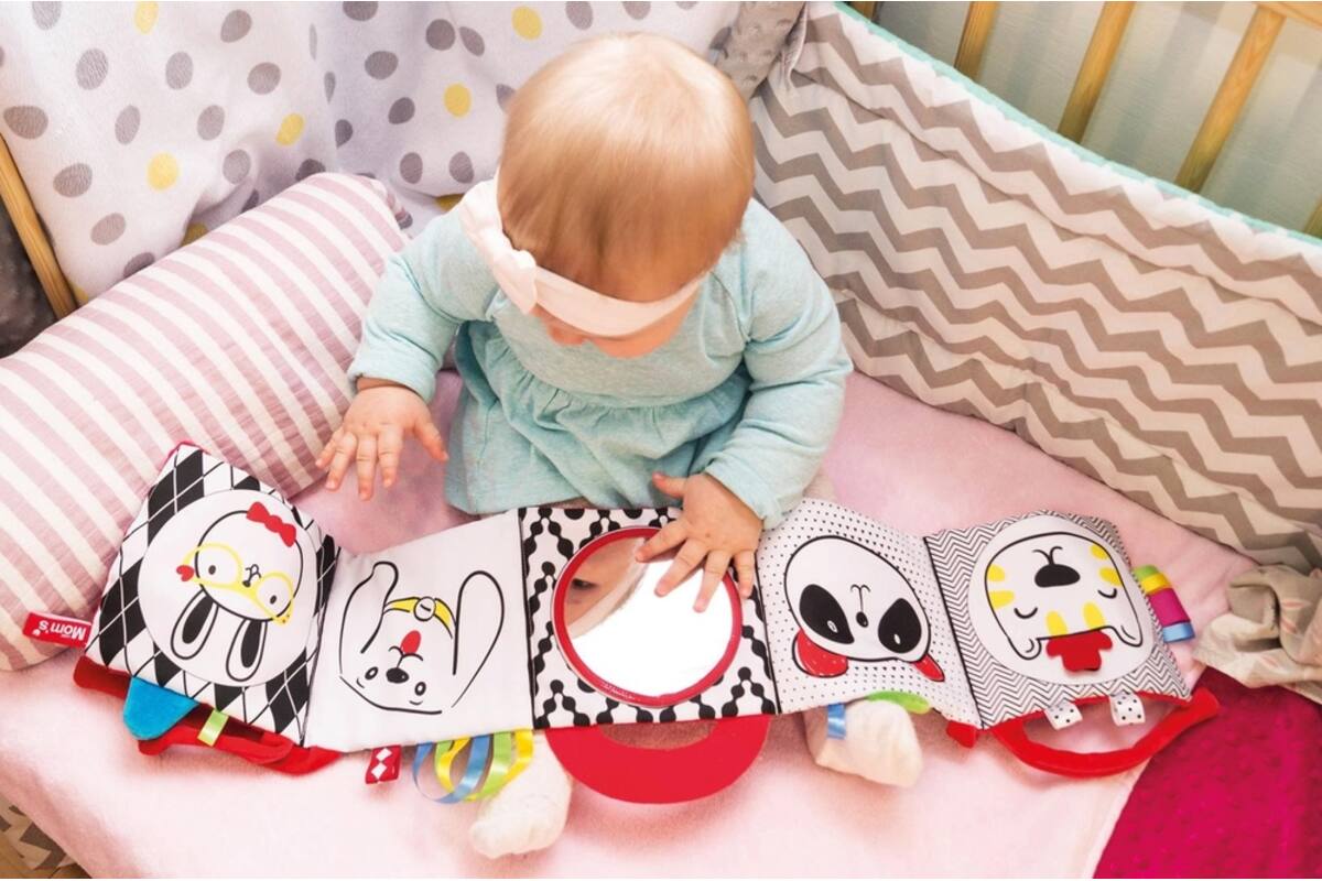 Soft baby toys - Bumper coth White & Black book
