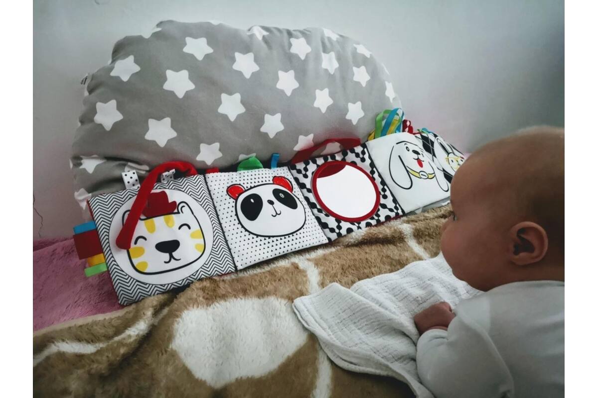 Soft baby toys - Bumper coth White & Black book