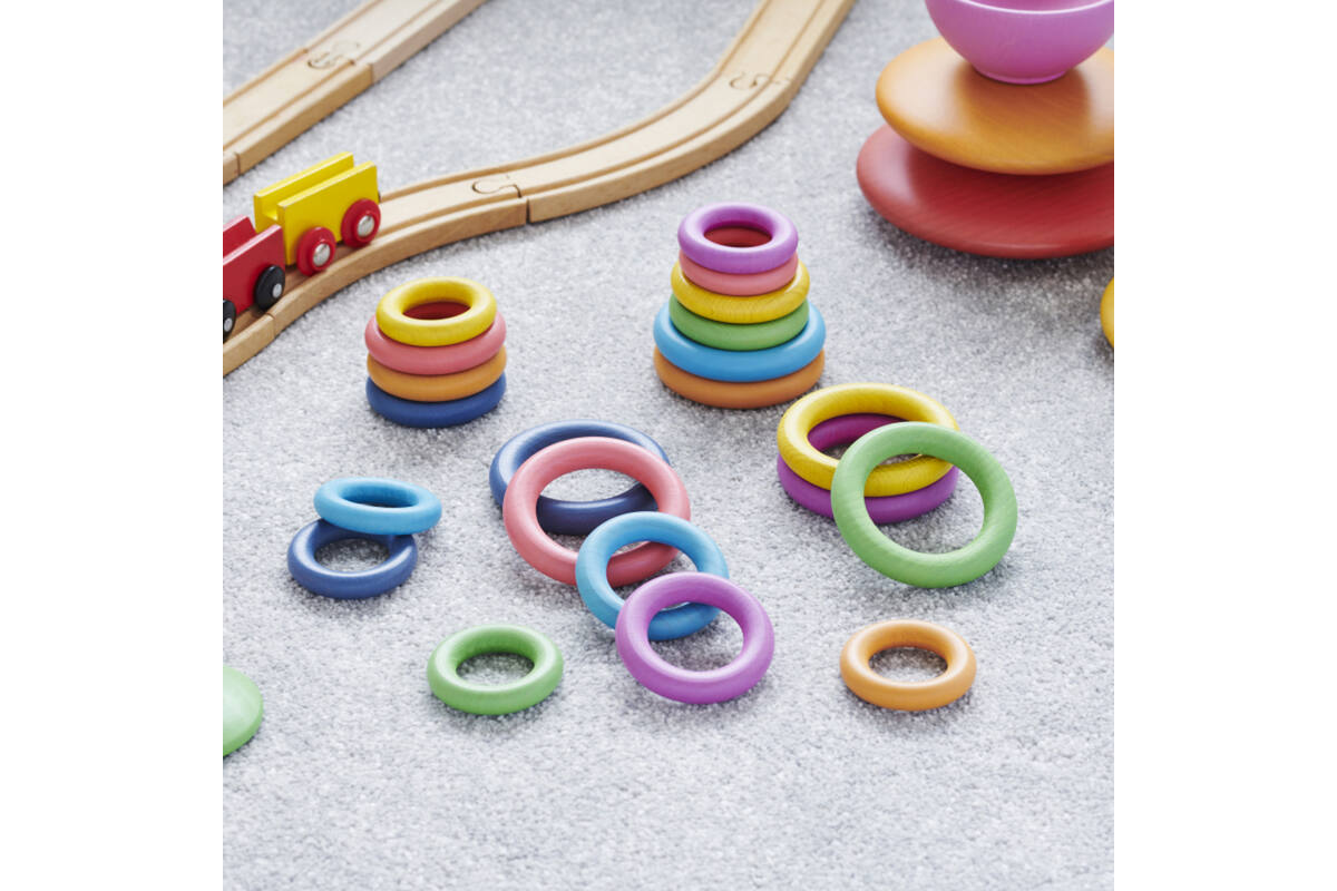 Ringen, regenboog, van hout