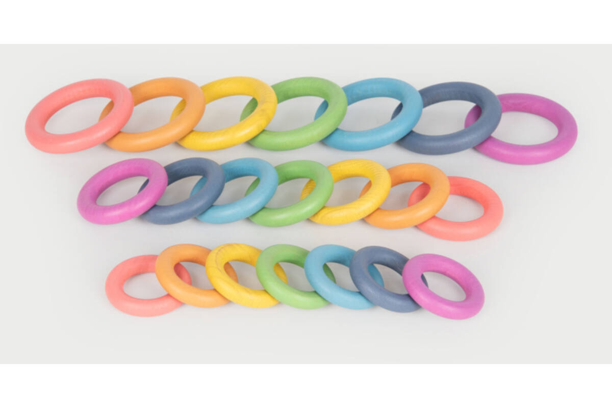 Ringen, regenboog, van hout
