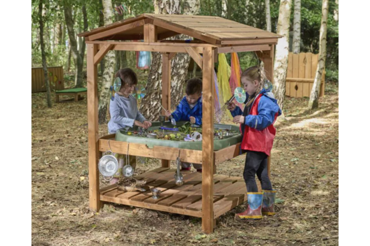 Tuff tray | overdekt huisje