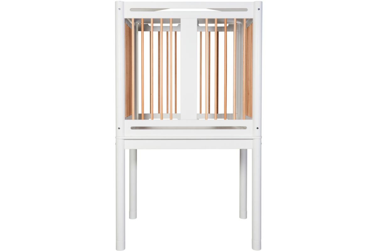 Box hoog Classic enkel wit, spijlen hout blank gelakt