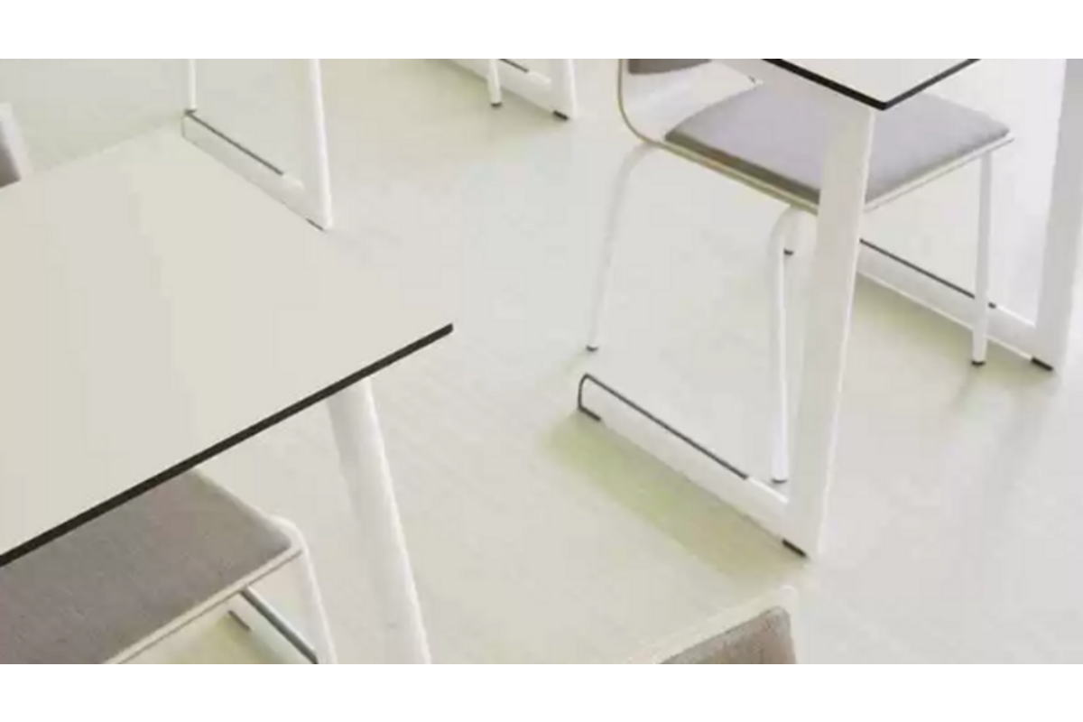 Mix leerlingtafel sledemodel 130x50 cm