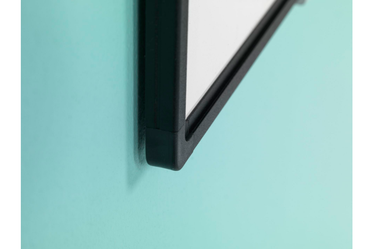 Whiteboard, wit emaille, Softline 8 mm - zwart profiel, 90x180 cm