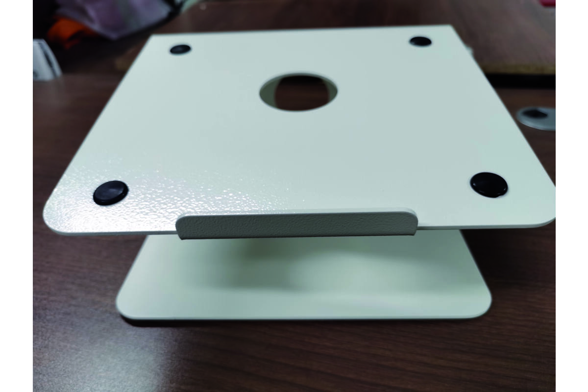 Lumaz Laptopstand/Wit/Rubberen voetjes/Hoogte 13,5 cm