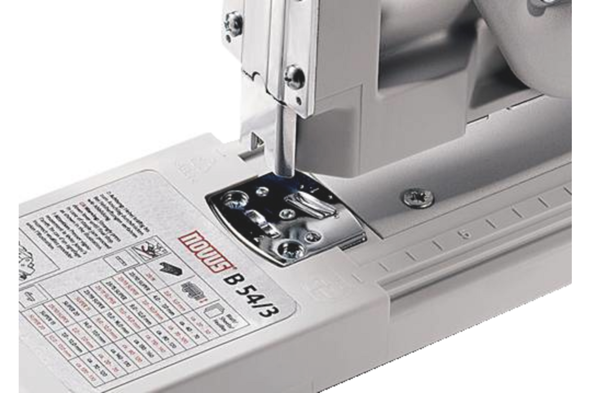 Nietmachine/blokhechter Novus met lange arm, 170 vel