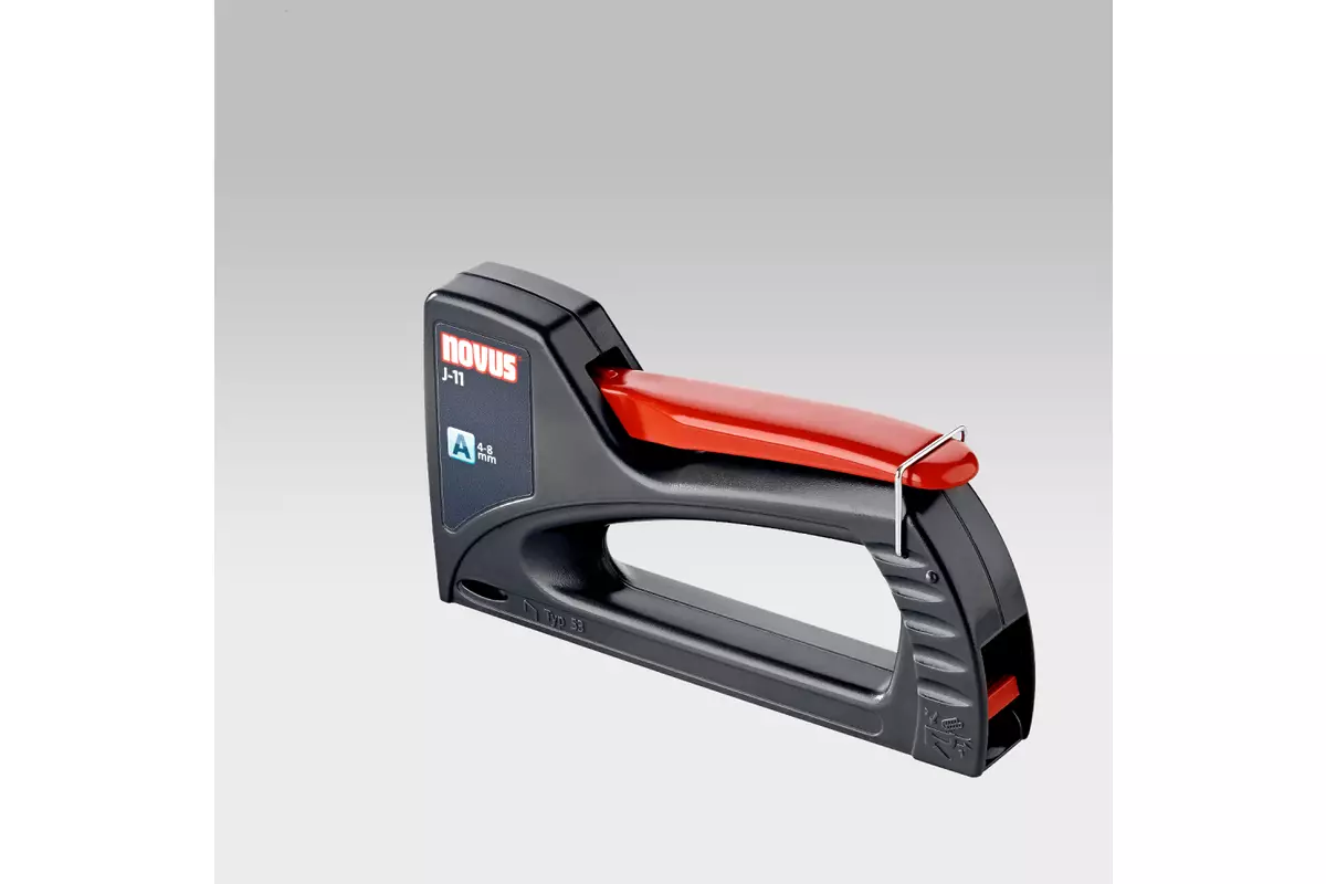 Handtacker Novus J-11