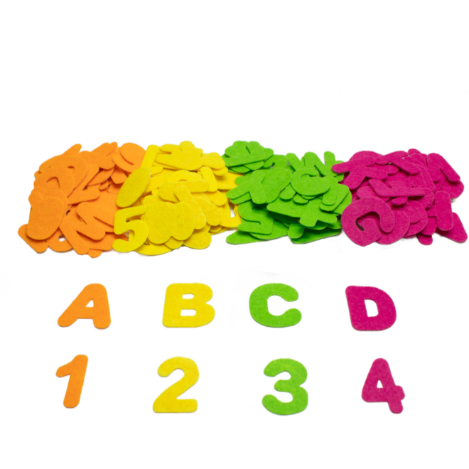 Vilt nummers en letters zelfklevend 3-5 cm, 150 stuks