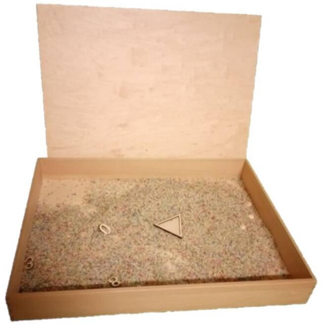 Stekkels | Sensorische Kist, blank gelakt, 40 x 60 x 8 cm
