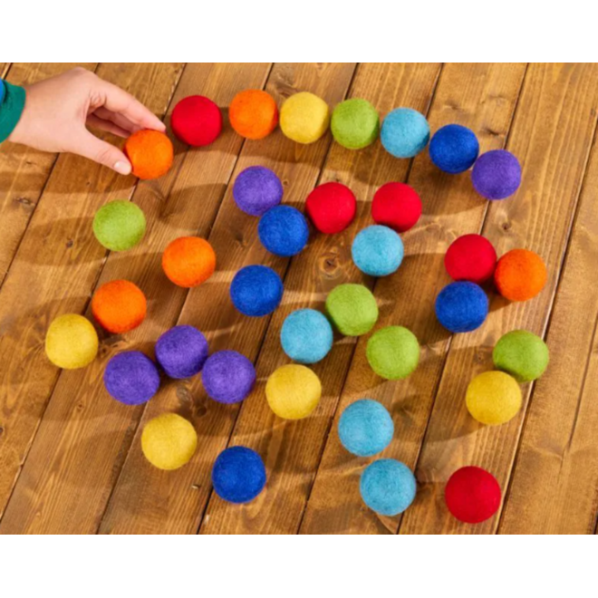 Regenboogvilten ballen, 35 stuks