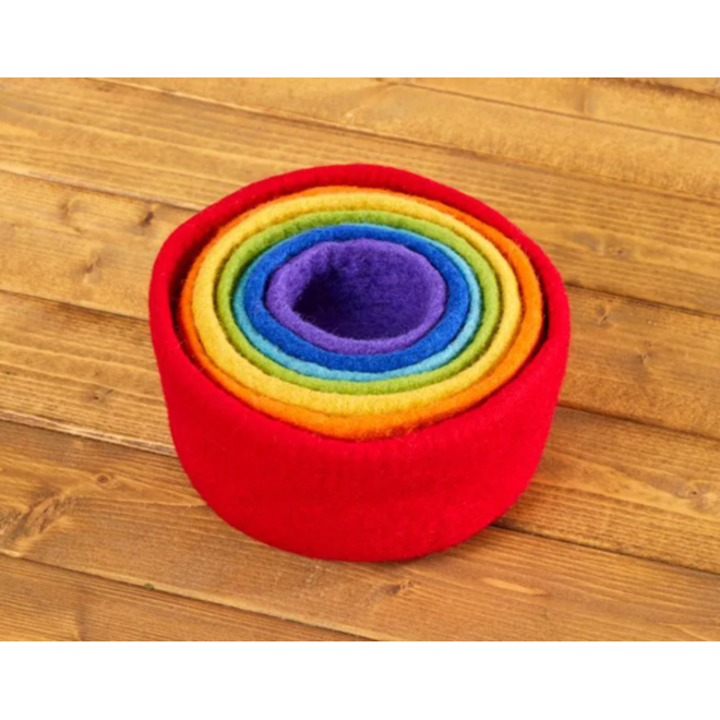 Regenboog nestelkommen, 7 stuks van vilt
