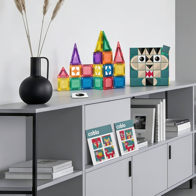Coblo Mini's + Mosaic toppers