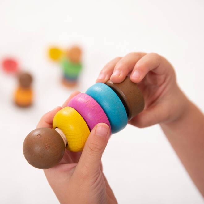 Speelfiguren, regenboog, van hout
