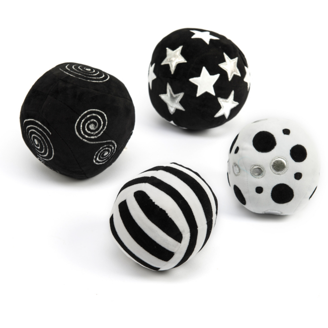 Zwarte en Witte Zachte Activiteitenballen 4pk