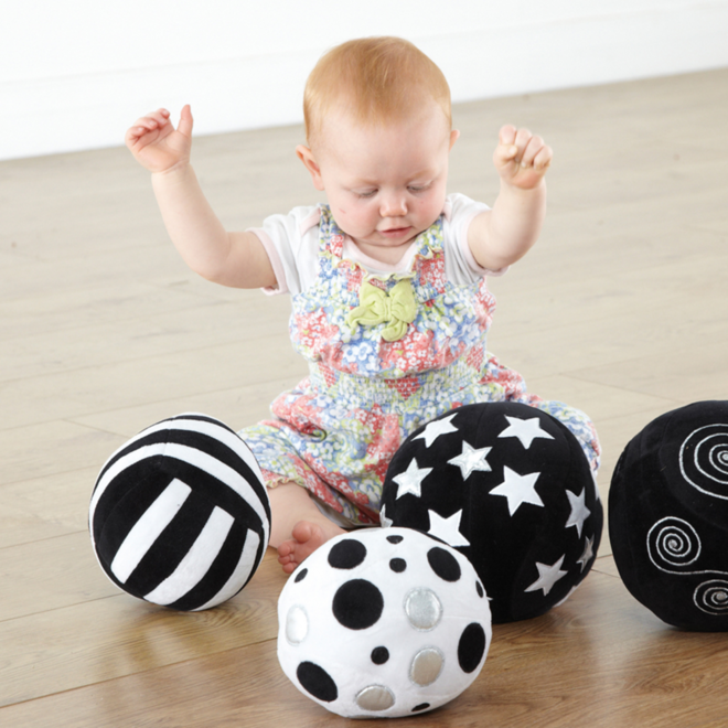 Zwarte en Witte Zachte Activiteitenballen 4pk