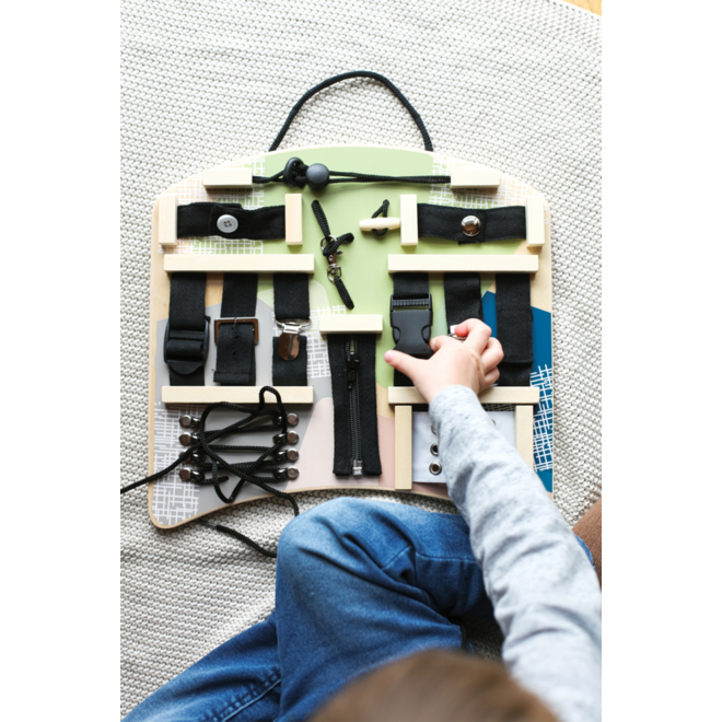 Small Foot - Houten Activiteitenbord Vergrendelingen en Verbindingen