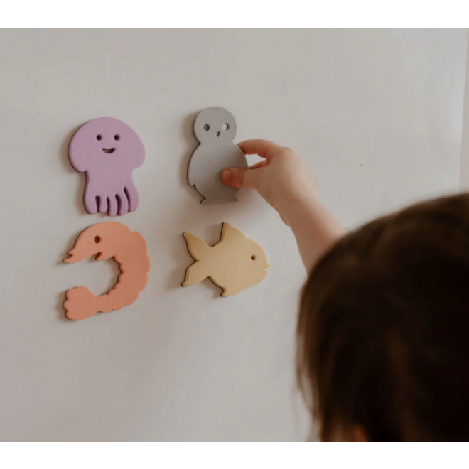 Magnetic Water Animals