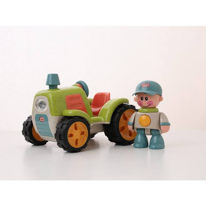 Tolo Bio tractor en boer