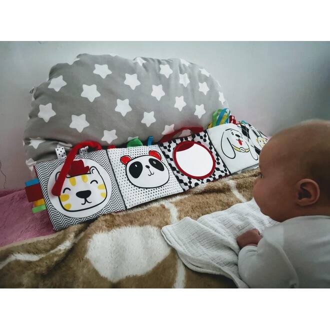 Soft baby toys - Bumper coth White & Black book