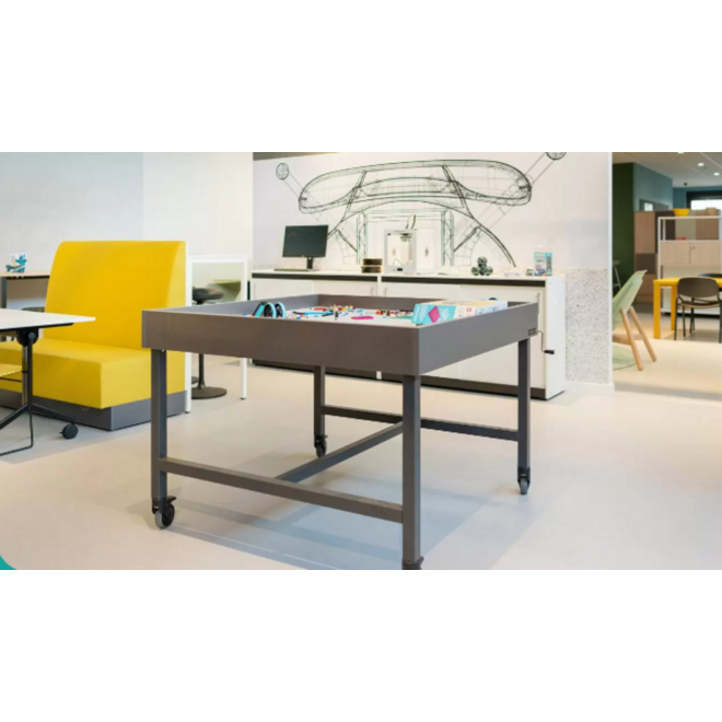 Spark tech-tafel 125x125 cm, blad HPL wit, onderstel grafiet