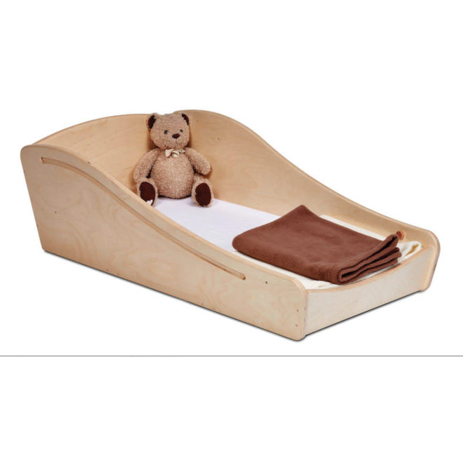 Slaapplek hout incl. matras, laken en deken, afm. B95 x D53 x H28cm, PT828