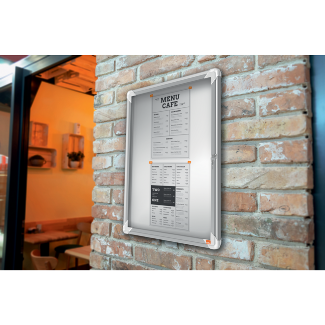 Binnenvitrine Nobo draaideur met slot 4 x A4