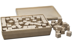 Kubussen in natuurlijke kleuren 2x2x2 cm (150 stuks), in RE-Wood® doos