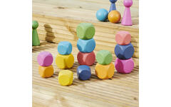 Kubussen, regenboog, van hout