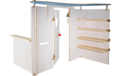 Speelwand Klax met deur, balie en legplanken, zonder dak, wit gebeitst, (inclusief montage)