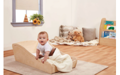 Slaapplek hout incl. matras, laken en deken, afm. B95 x D53 x H28cm, PT828