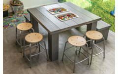 Taboeret zithoogte 46, frame aluminium, zitting hout