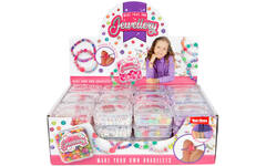 Armbanden maken kralen in doosje assorti